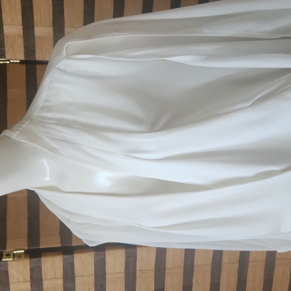 NWT! Bebe split chiffon sleeve spandex body - Picture 5 of 16